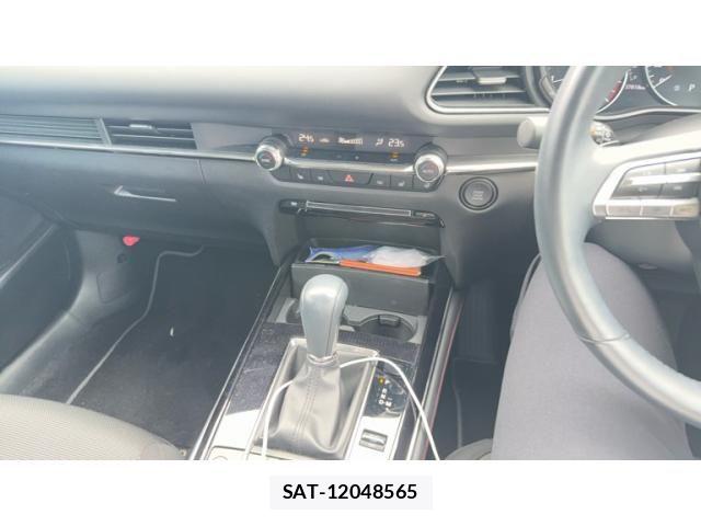 Mazda CX-30 2023-03 8561609-14