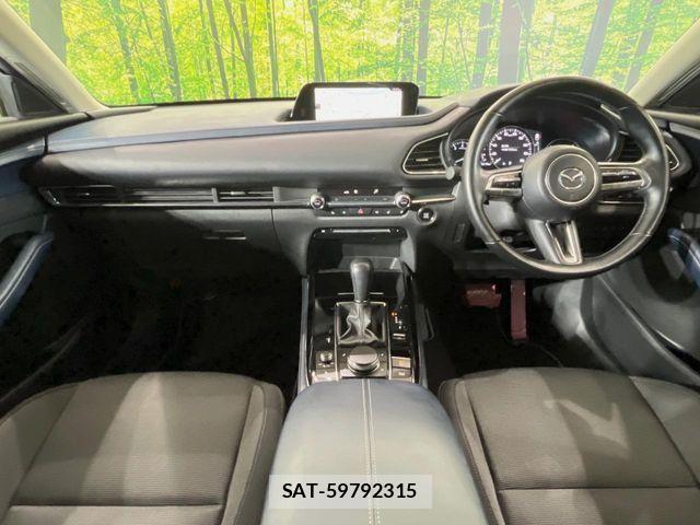 Mazda CX-30 2022-12 8626348-1