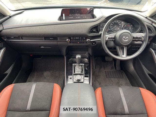 Mazda CX-30 2024-06 8626343-1