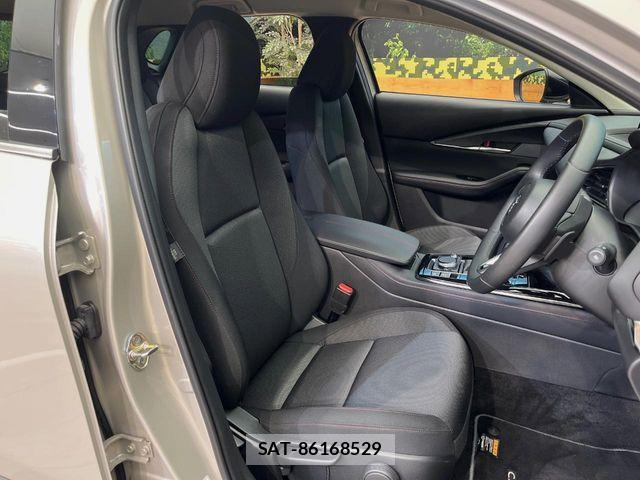 Mazda CX-30 2024-02 8626344-9