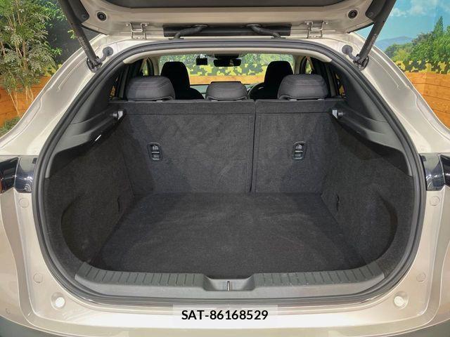 Mazda CX-30 2024-02 8626344-11