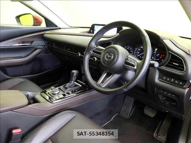 Mazda CX-30 2023-05 8626345-18