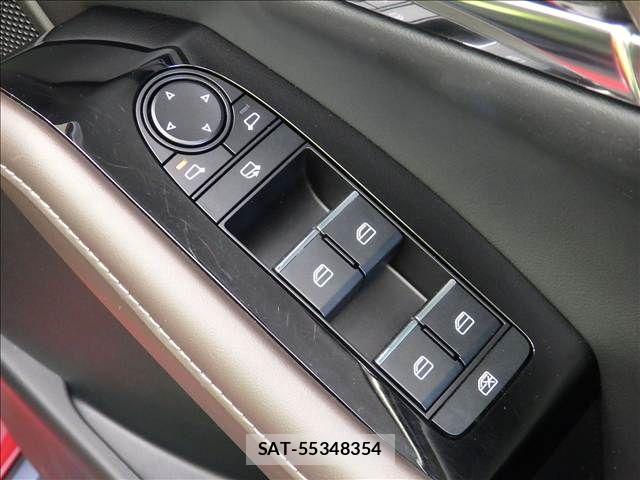 Mazda CX-30 2023-05 8626345-21