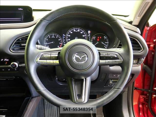 Mazda CX-30 2023-05 8626345-7