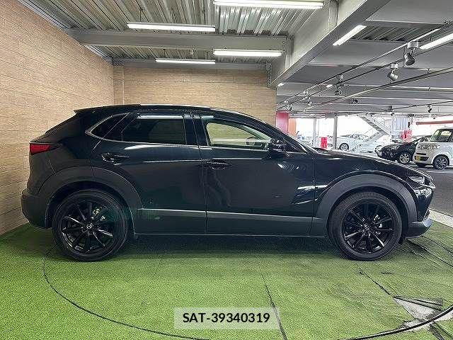 Mazda CX-30 2021-08 8626346-17