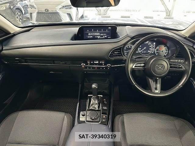 Mazda CX-30 2021-08 8626346-1