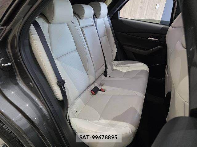 Mazda CX-30 2020-10 8626351-10