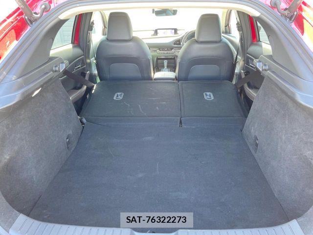 Mazda CX-30 2019-10 8626350-11