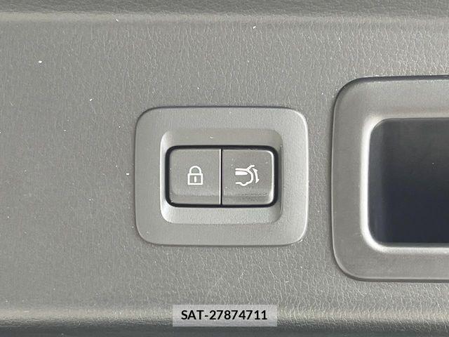 Mazda CX-30 2019-11 8666021-6
