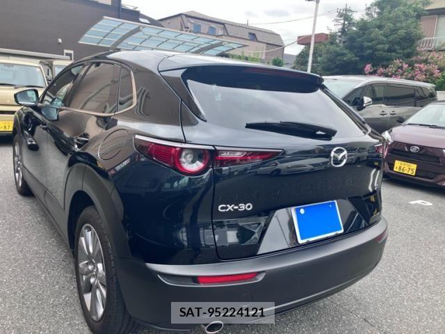 Mazda CX-30 2022-02 8666020-9