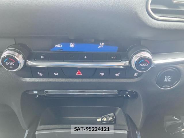 Mazda CX-30 2022-02 8666020-23