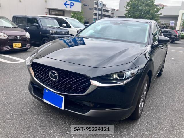 Mazda CX-30 2022-02 8666020-3