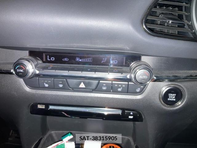 Mazda CX-30 2020-03 8685375-14