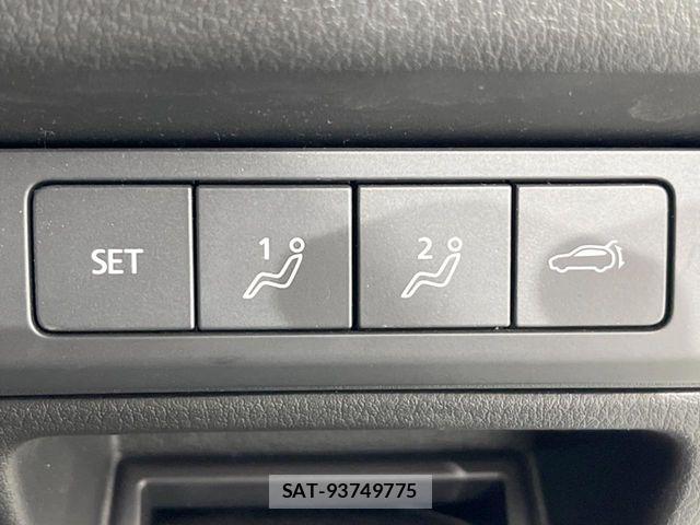 Mazda CX-30 2023-08 8685377-4