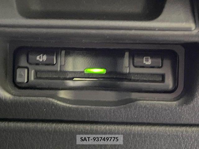 Mazda CX-30 2023-08 8685377-6