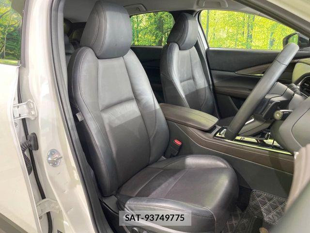 Mazda CX-30 2023-08 8685377-7