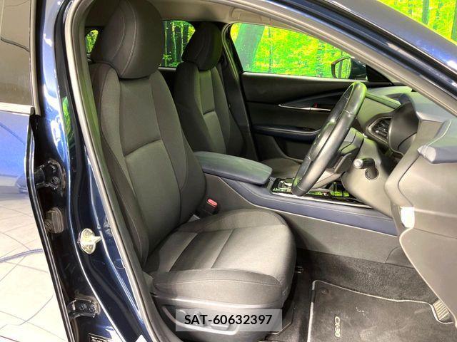 Mazda CX-30 2021-10 8685379-8