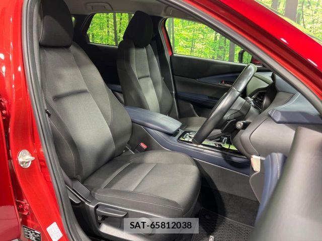 Mazda CX-30 2021-01 8741513-7