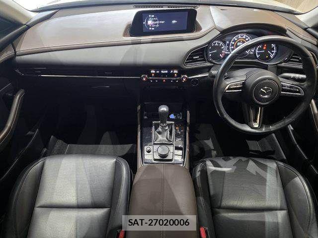 Mazda CX-30 2020-08 8741511-2
