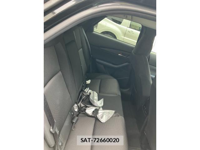 Mazda CX-30 2024-10 8741508-24