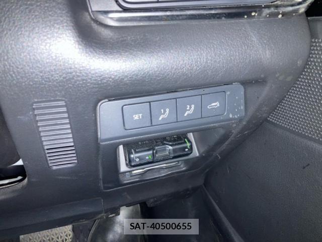 Mazda CX-30 2020-07 8741514-22