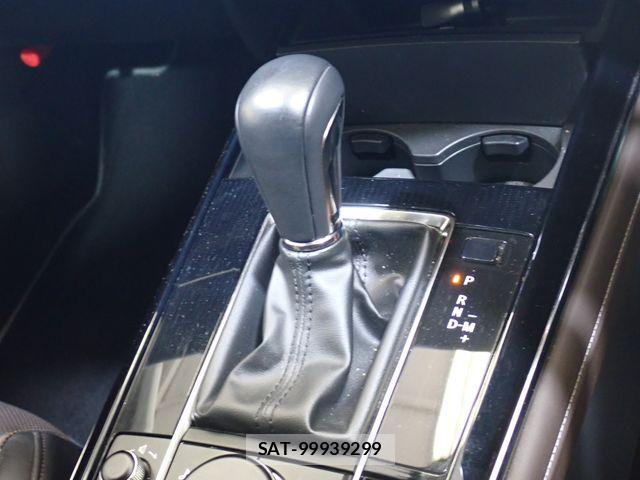 Mazda CX-30 2021-03 8741504-15