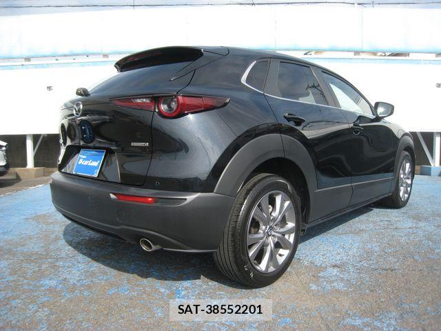 Mazda CX-30 2021-04 8741512-11