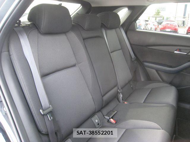 Mazda CX-30 2021-04 8741512-16