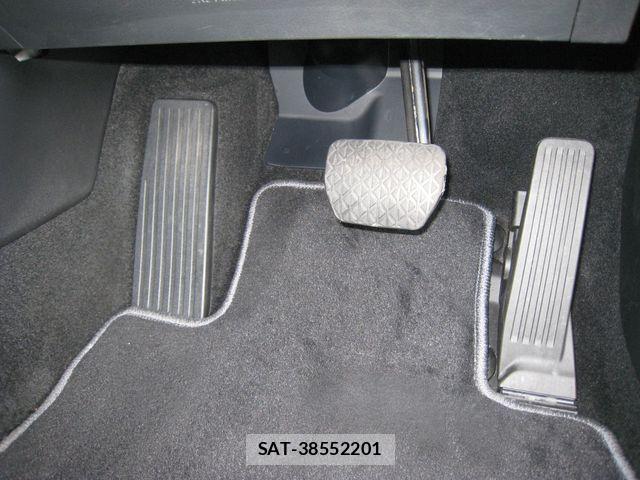 Mazda CX-30 2021-04 8741512-24