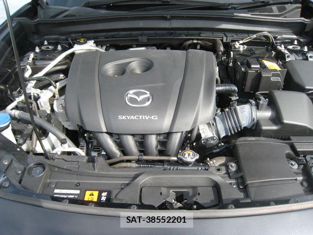 Mazda CX-30 2021-04 8741512-28