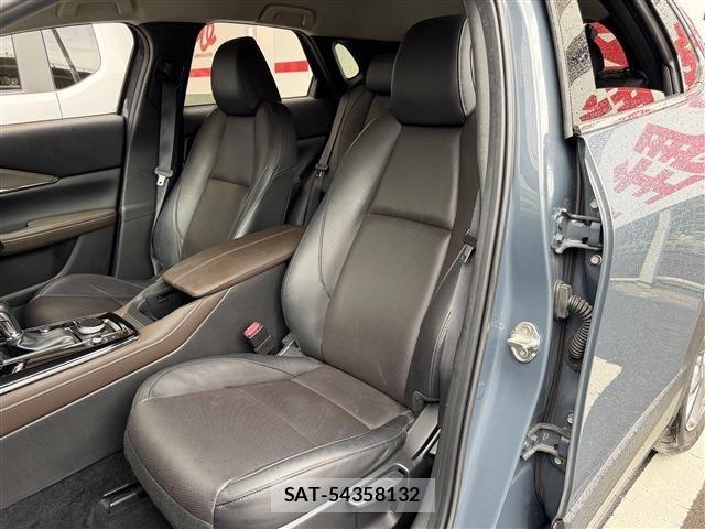 Mazda CX-30 2021-10 8741506-15