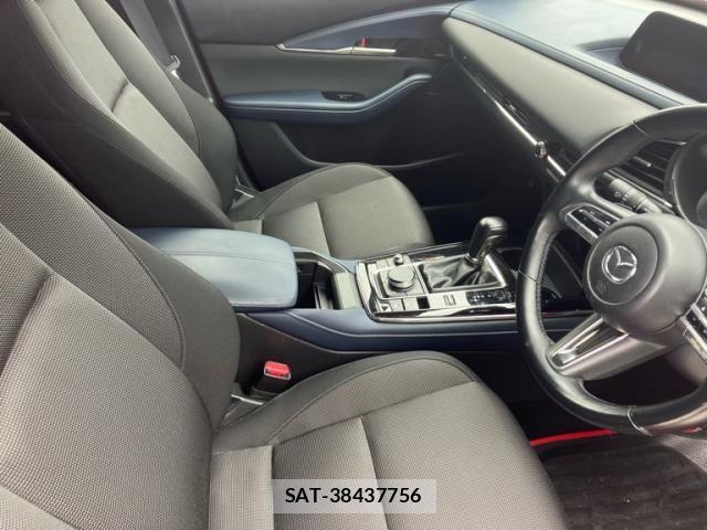 Mazda CX-30 2021-10 8828508-13