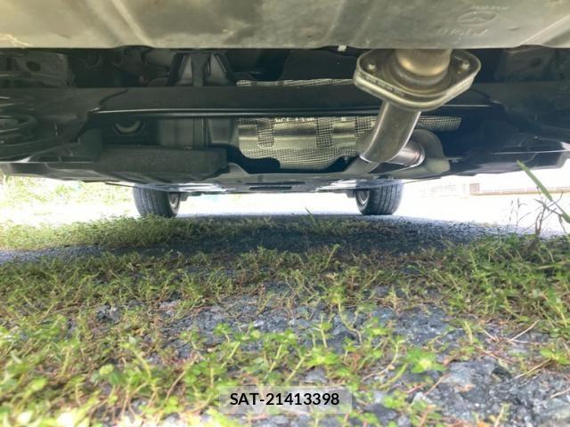 Mazda CX-30 2020-07 8828503-11