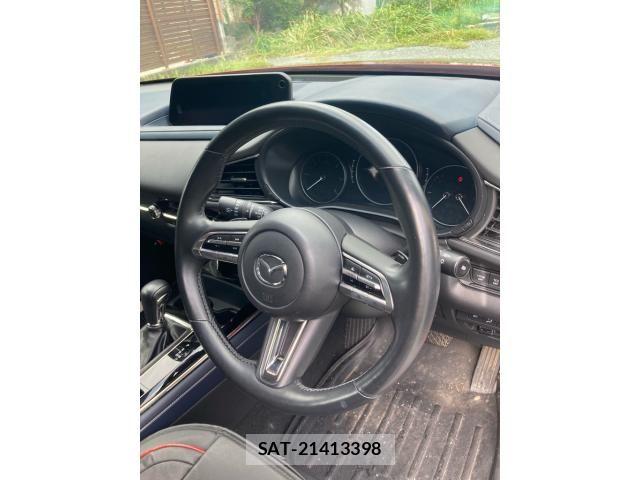 Mazda CX-30 2020-07 8828503-18