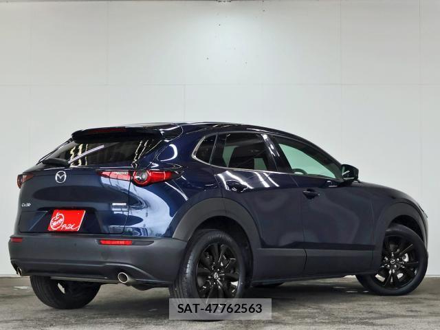 Mazda CX-30 2023-08 8828495-13