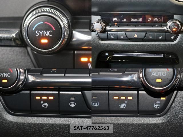 Mazda CX-30 2023-08 8828495-4