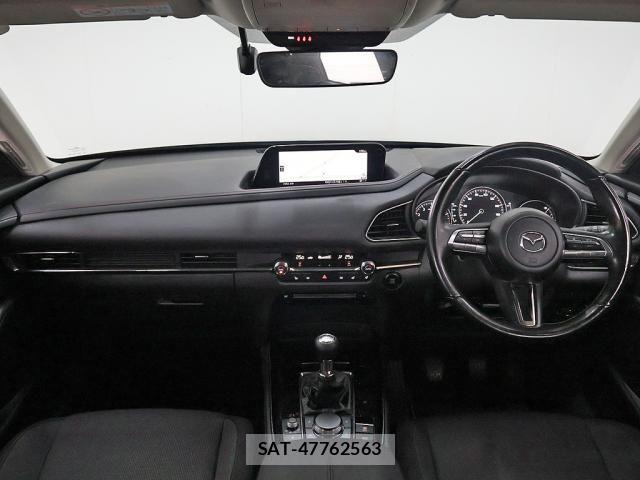 Mazda CX-30 2023-08 8828495-7