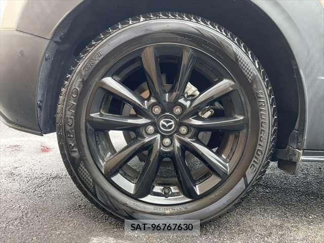 Mazda CX-30 2020-01 8828502-28