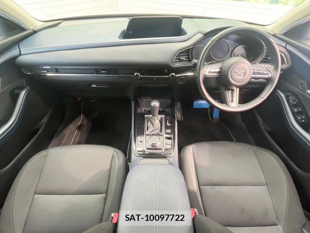 Mazda CX-30 2023-07 8828497-1
