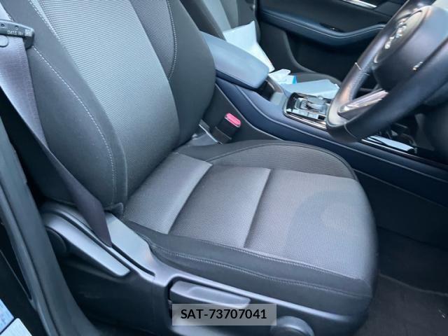 Mazda CX-30 2019-11 8828507-11