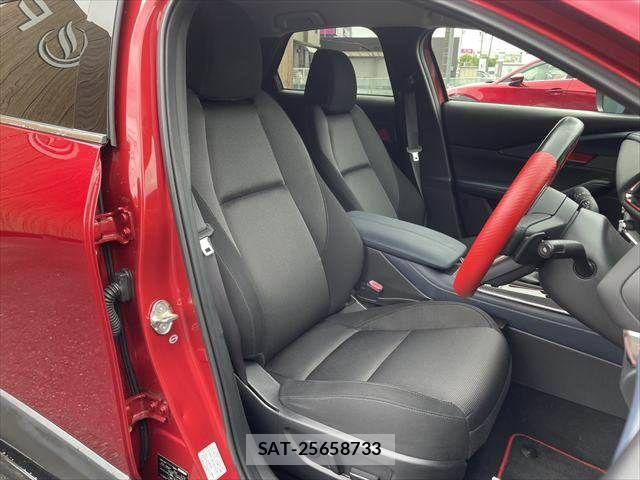 Mazda CX-30 2020-01 8828504-7