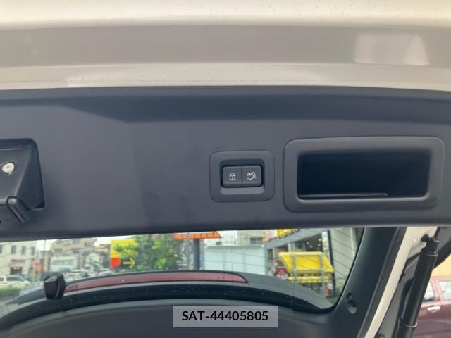 Mazda CX-30 2020-03 8828506-15