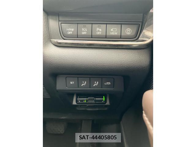 Mazda CX-30 2020-03 8828506-17