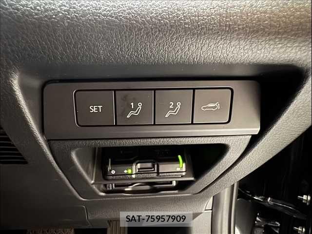 Mazda CX-30 2020-03 8848620-7