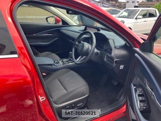 Mazda CX-30 2019-09 8848619-12