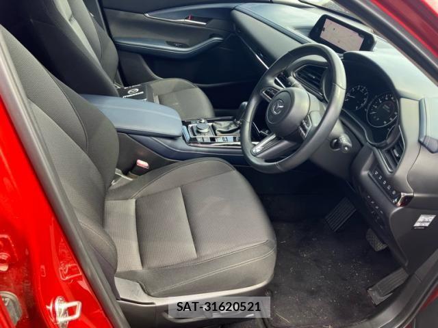 Mazda CX-30 2019-09 8848619-14