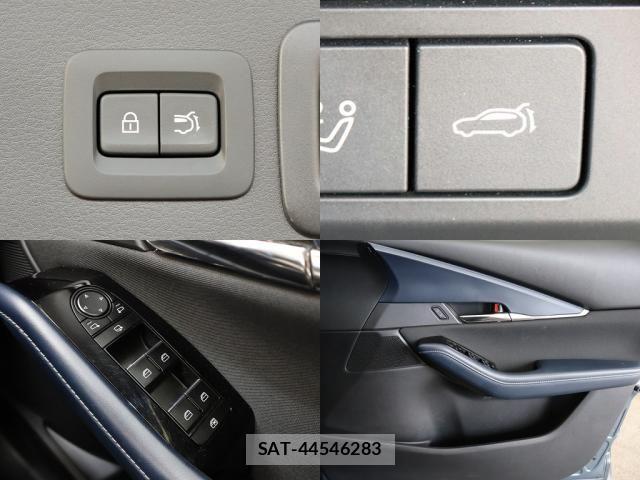 Mazda CX-30 2021-08 8870758-27