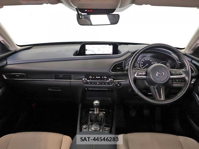Mazda CX-30 2021-08 8870758-6