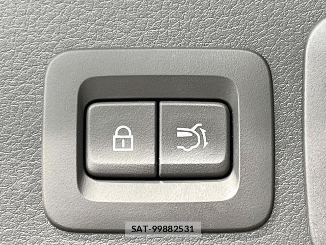 Mazda CX-30 2024-08 8870757-6