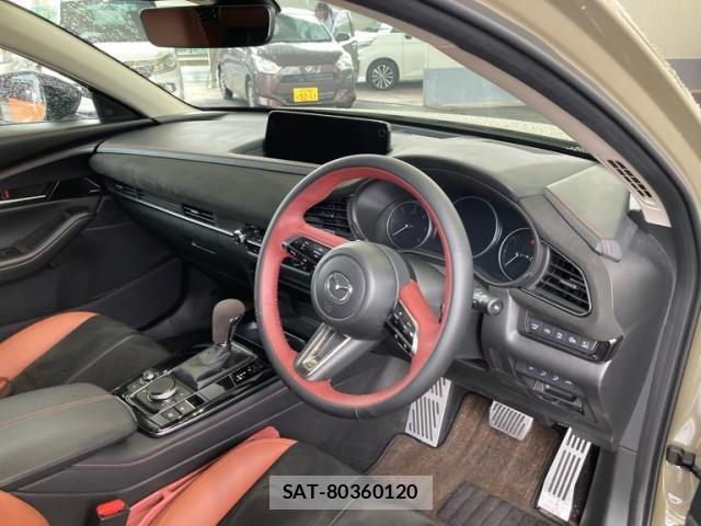 Mazda CX-30 2023-11 8879323-13